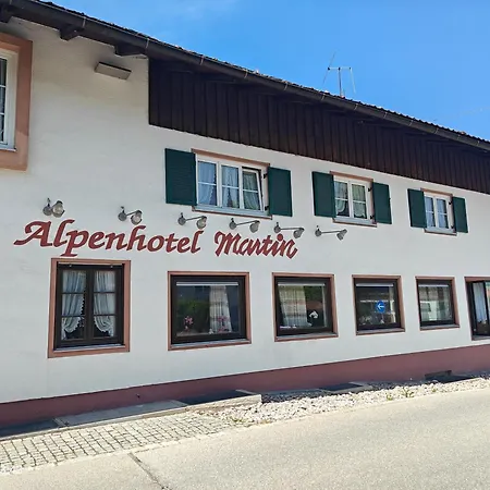 Alpen Martin Ξενοδοχείο *